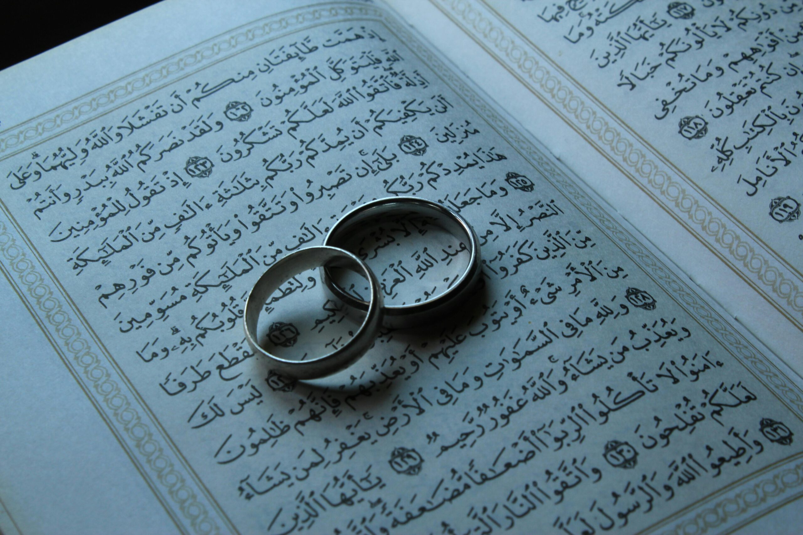 What Islam Says about Finances in a Marriage Featured Image