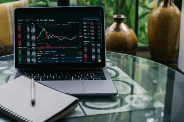 Image for Is the S&P 500 Halal? A Guide for Muslim Investors